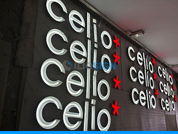 LED Reclame letters - neon effect - kledingwinkel celio