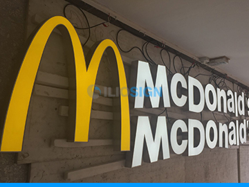 lettres LED pour enseigne fastfood - McDonald's